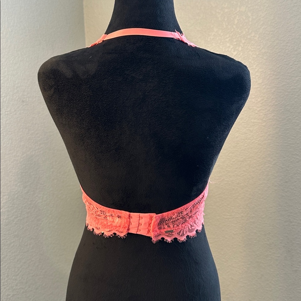 Victoria Secret Lace Padded Bralette in Coral - Picture 5 of 6